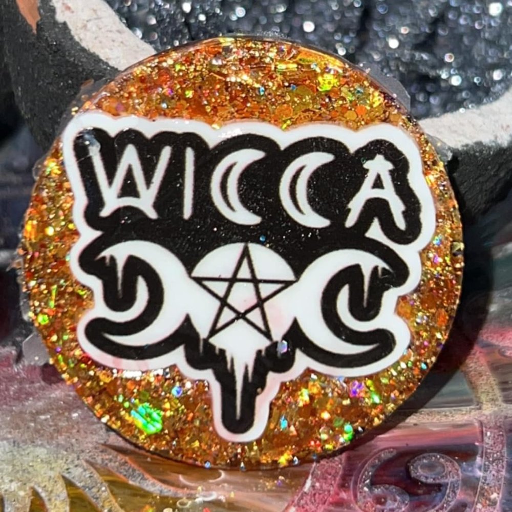 wicca triple moon pentagram resin phone grip 3M adhesive handmade by me